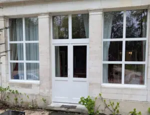 Des fenêtres bois Dako pour un hôtel à Auxerre