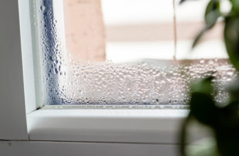 Comprendre et traiter la Condensation sur les Fenêtres