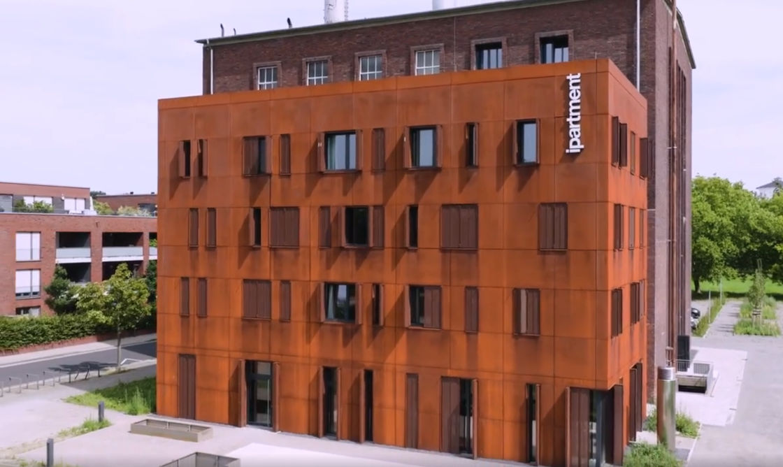 Volets coulissants pliants Ehret l’ancienne chaufferie d’Opladen à Leverkusen, en Allemagne